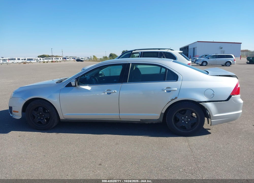 2011 FORD FUSION VIN: 3FAHP0HG6BR191528