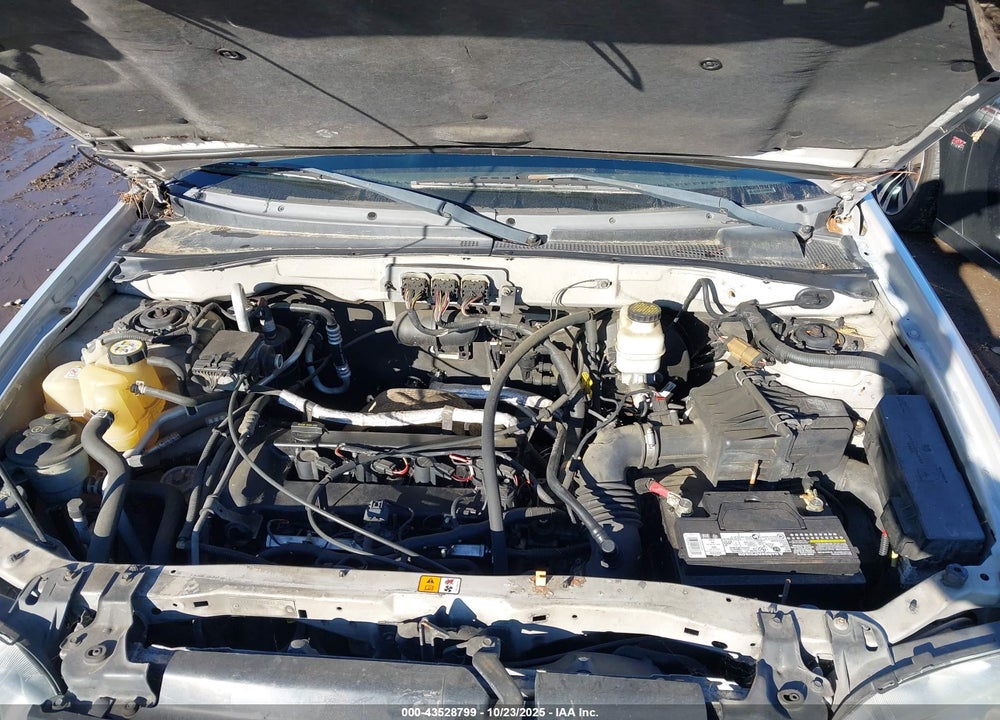 2007 FORD ESCAPE XLS/XLS MANUAL VIN: 1FMCU02Z97KA20528
