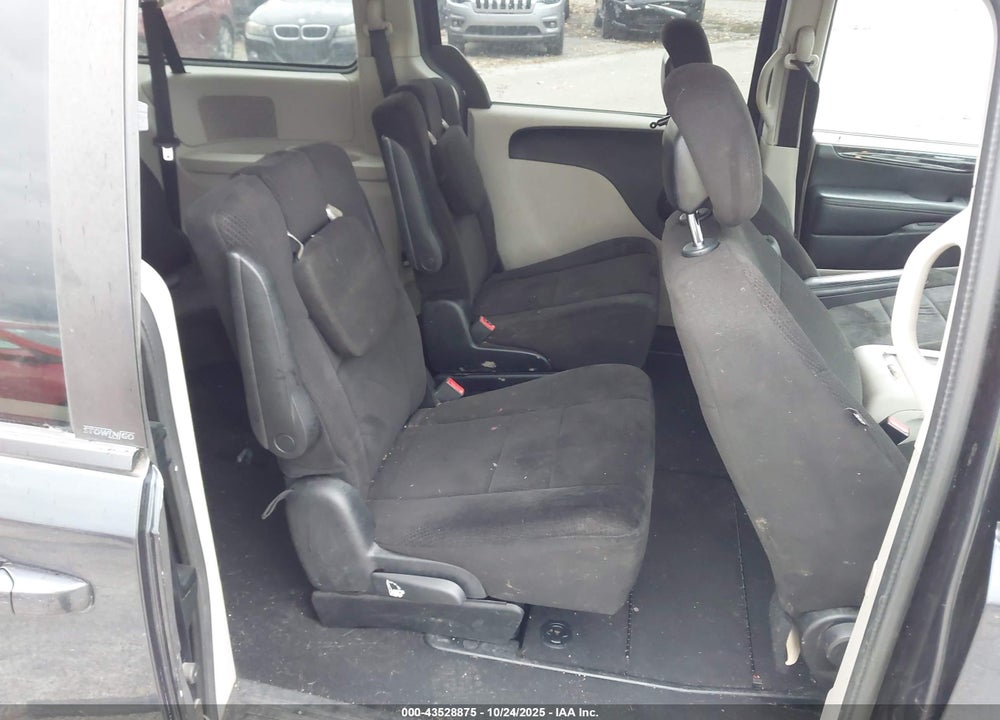 2013 DODGE GRAND CARAVAN SXT VIN: 2C4RDGCG0DR628732