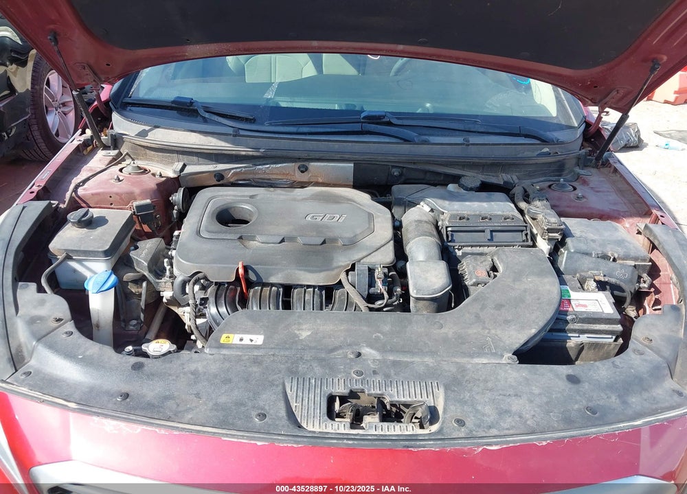 2015 HYUNDAI SONATA SE VIN: 5NPE24AF8FH186912