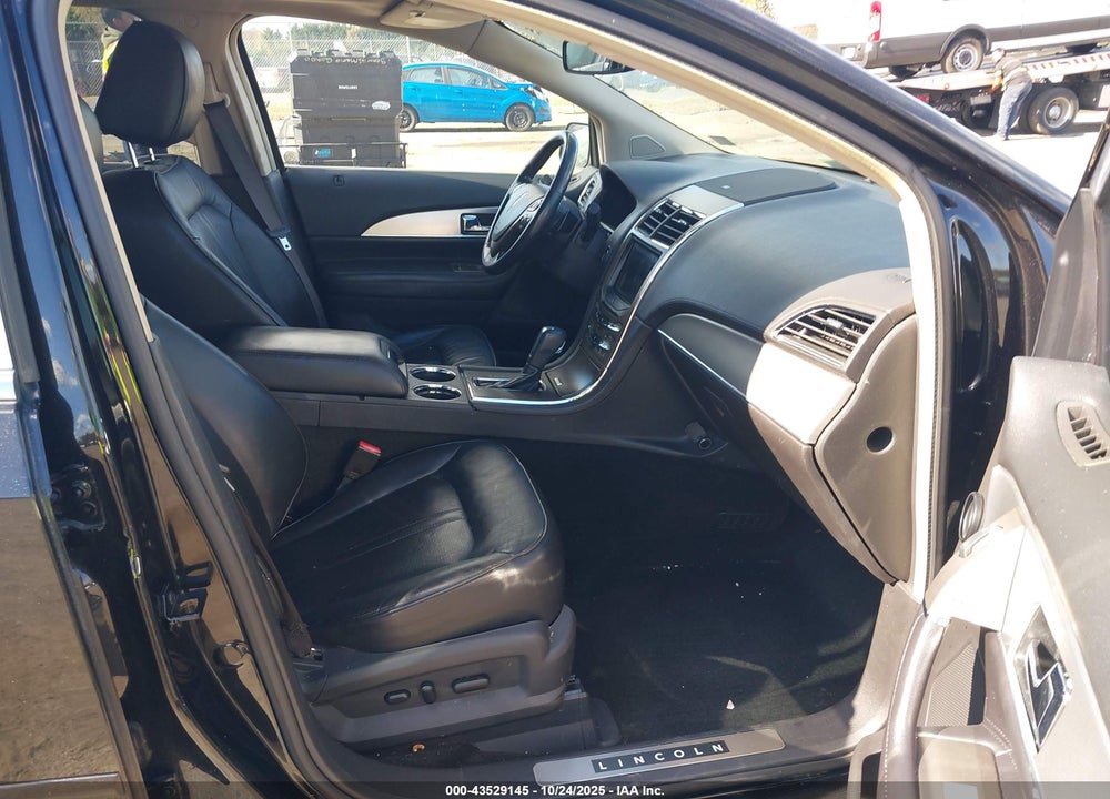 2013 LINCOLN MKX VIN: 2LMDJ8JK0DBL36832