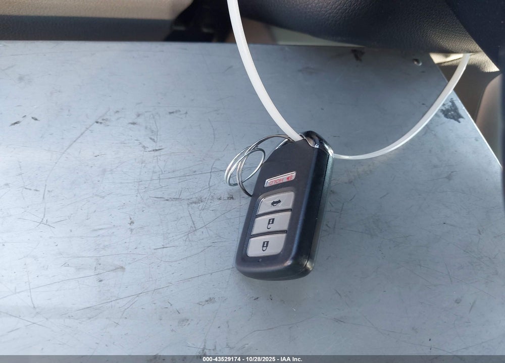2015 HONDA ACCORD VIN: 1HGCR3F80FA004443