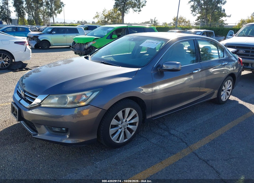 2015 HONDA ACCORD VIN: 1HGCR3F80FA004443