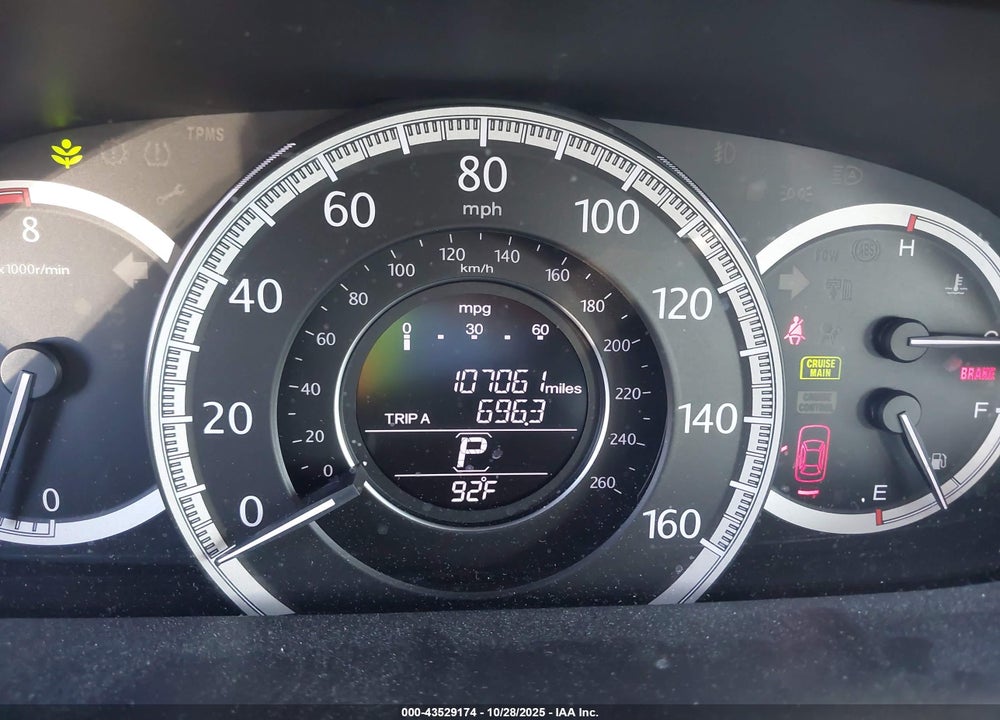 2015 HONDA ACCORD VIN: 1HGCR3F80FA004443