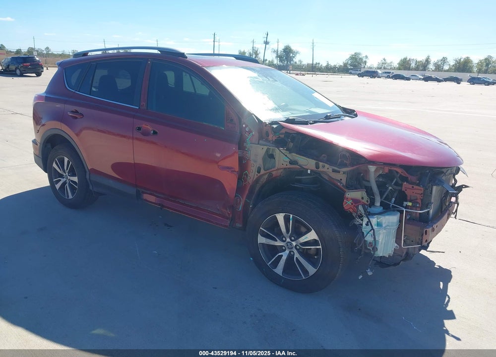 2018 TOYOTA RAV4 XLE VIN: 2T3WFREV6JW497120