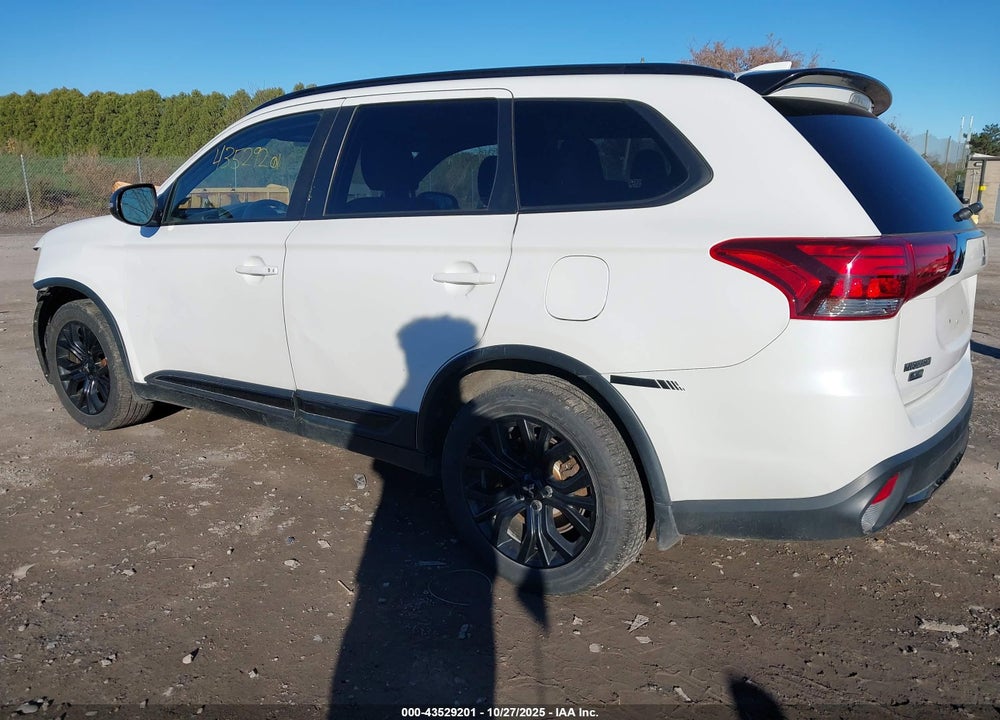 2018 MITSUBISHI OUTLANDER VIN: JA4AZ3A30JZ067919