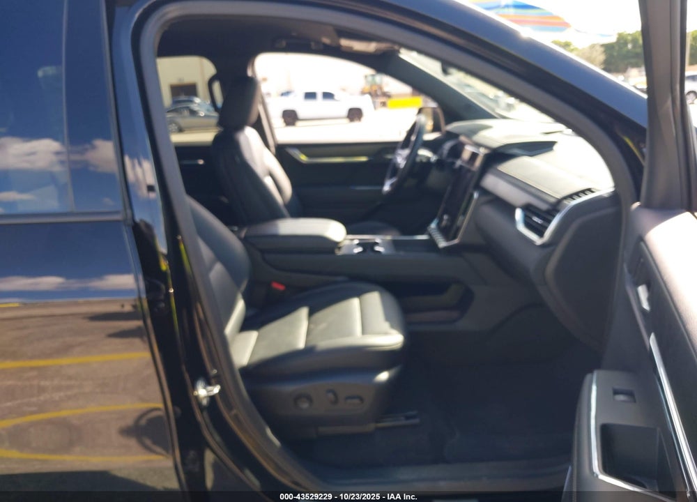 2024 GMC ACADIA VIN: 1GKENNKS0RJ189831
