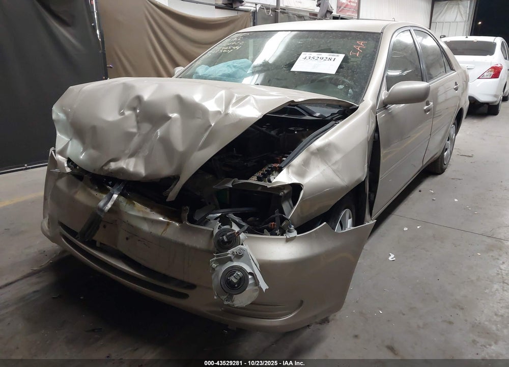 2002 TOYOTA CAMRY LE VIN: 4T1BE32K12U623807