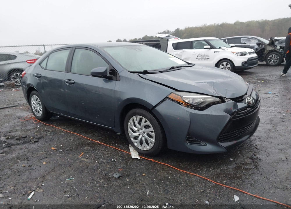 2017 TOYOTA COROLLA LE VIN: 2T1BURHE0HC754910