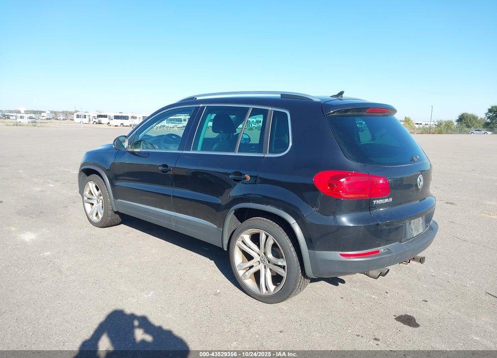 2012 VOLKSWAGEN TIGUAN SEL VIN: WVGBV7AX7CW601126