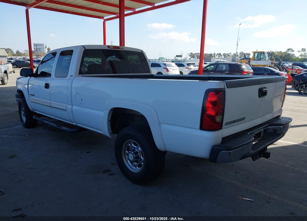 2007 CHEVROLET SILVERADO 2500HD CLASSIC LT1 VIN: 1GCHC29U17E103355