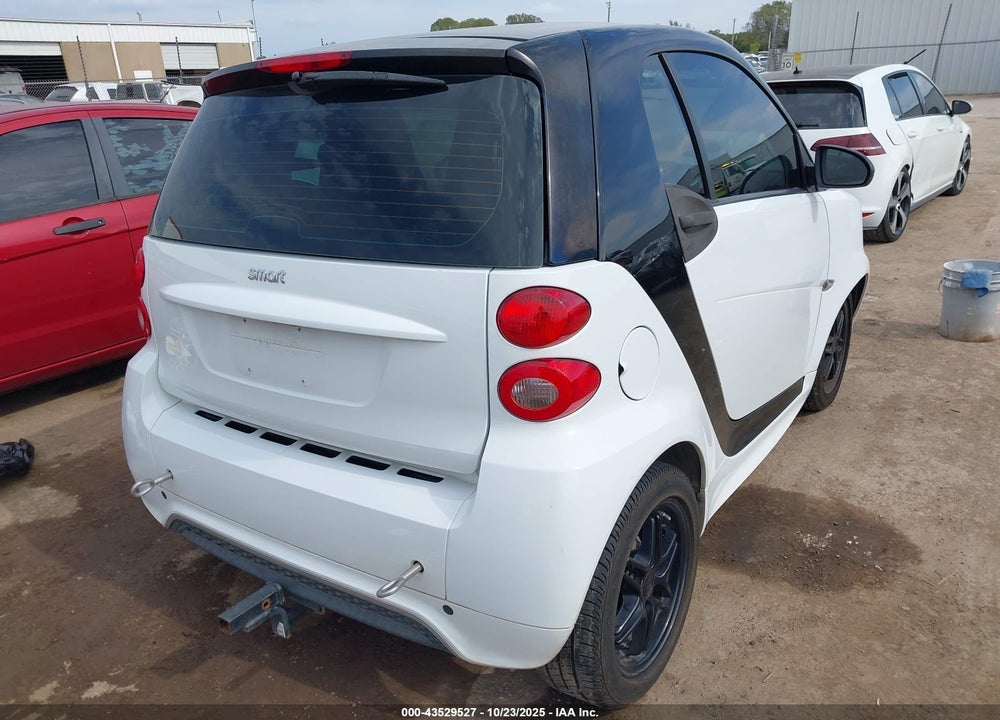 2014 SMART FORTWO PASSION VIN: WMEEJ3BAXEK733454