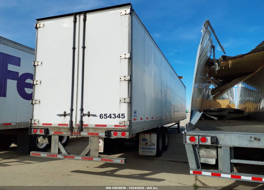 2006 HYUNDAI TRANSLEAD INC --- VIN: 3H3V532C26T083106