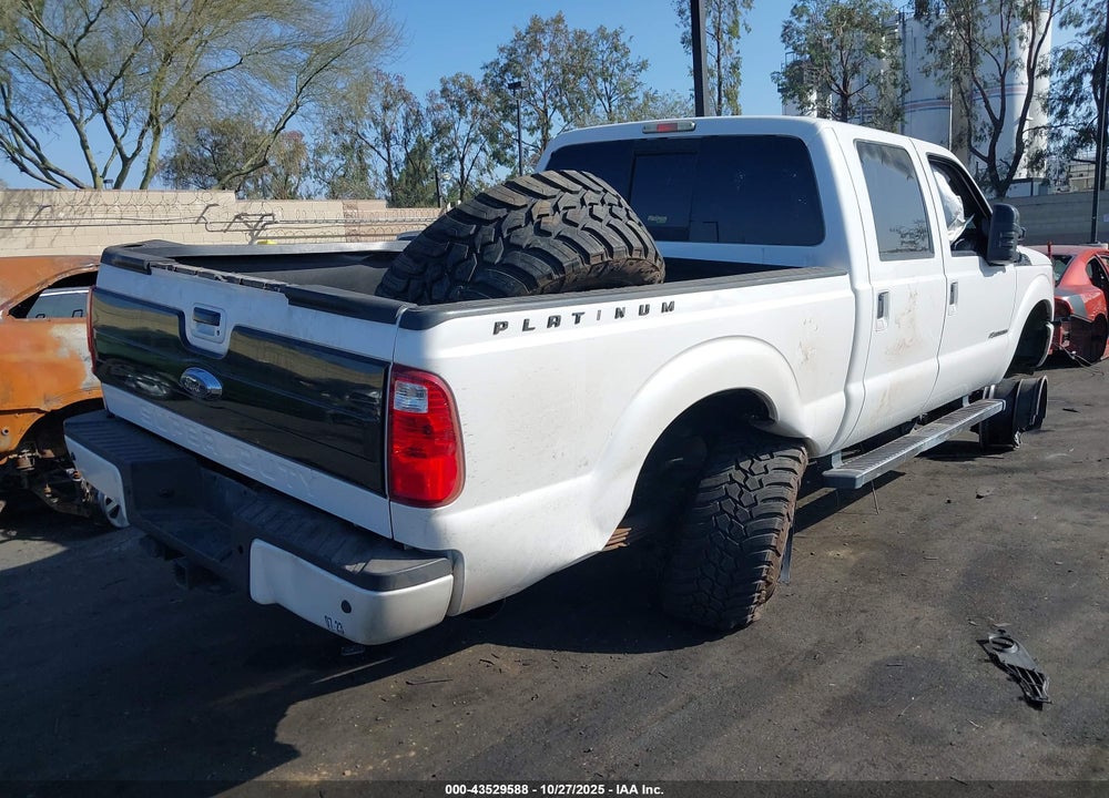 2015 FORD F-350 LARIAT VIN: 1FT8W3BT4FEA81820