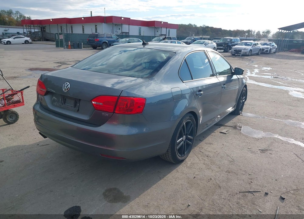 2014 VOLKSWAGEN JETTA VIN: 3VW3L7AJXEM306029