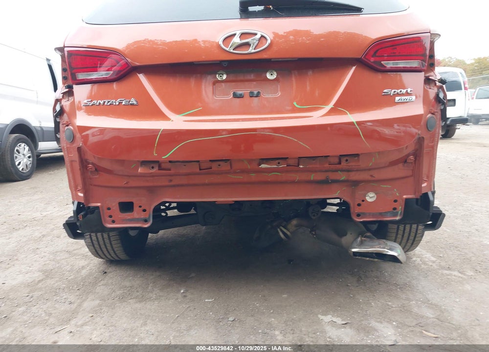 2017 HYUNDAI SANTA FE VIN: 5XYZUDLB9HG462966