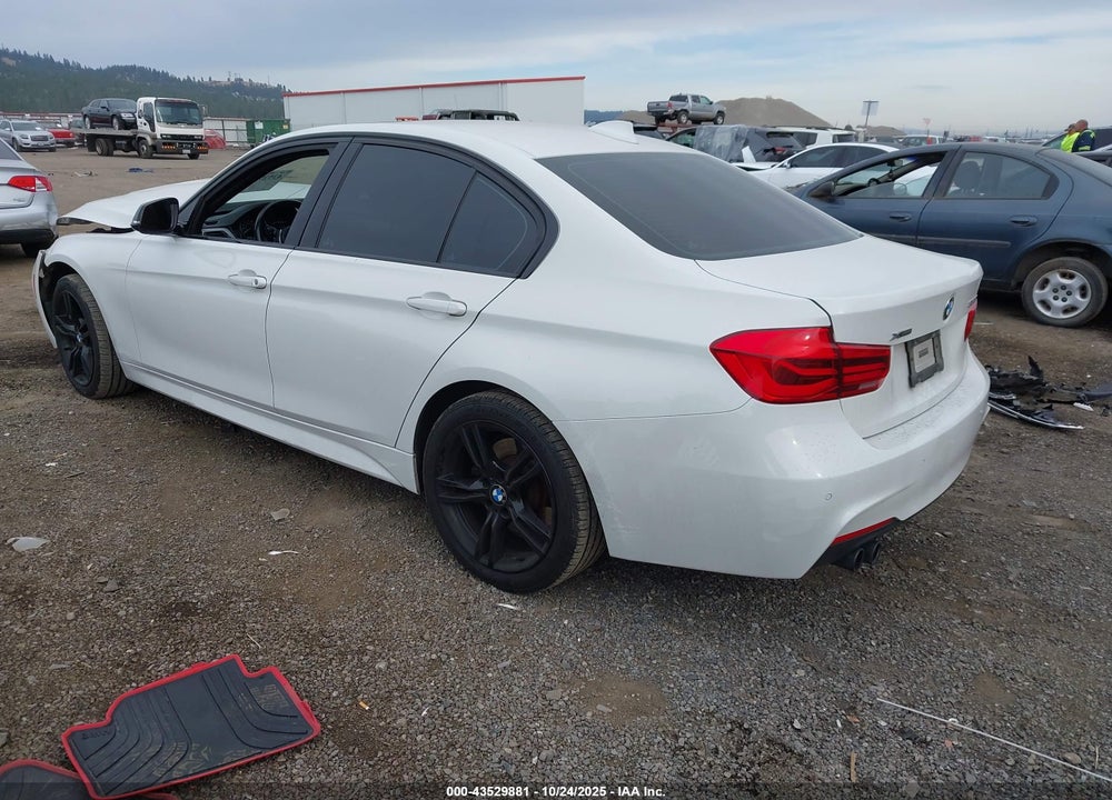 2018 BMW 3 SERIES VIN: WBA8D9G53JNU70277