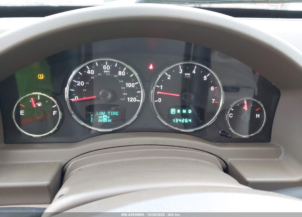 2010 JEEP LIBERTY VIN: 1J4PN5GK1AW113064