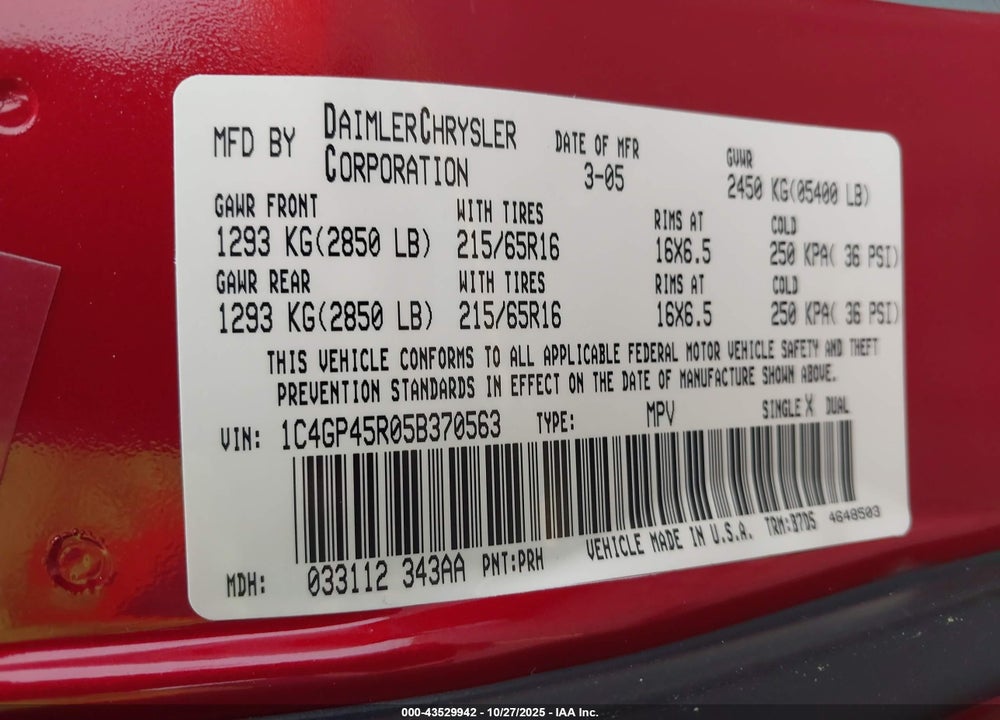 2005 CHRYSLER TOWN & COUNTRY VIN: 1C4GP45R05B370563