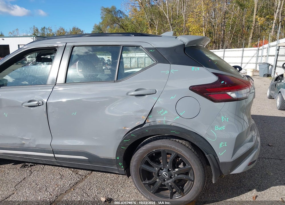 2023 NISSAN KICKS SR XTRONIC CVT VIN: 3N1CP5DV2PL470073
