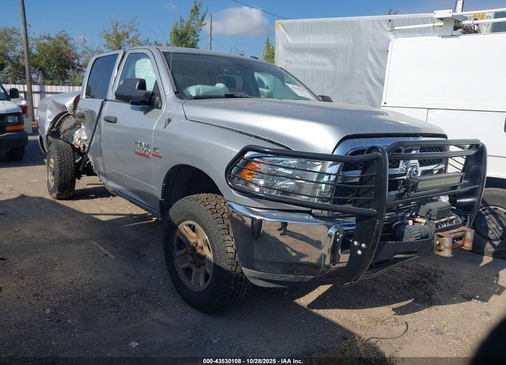 2015 RAM 2500 TRADESMAN VIN: 3C6UR5CL3FG501390