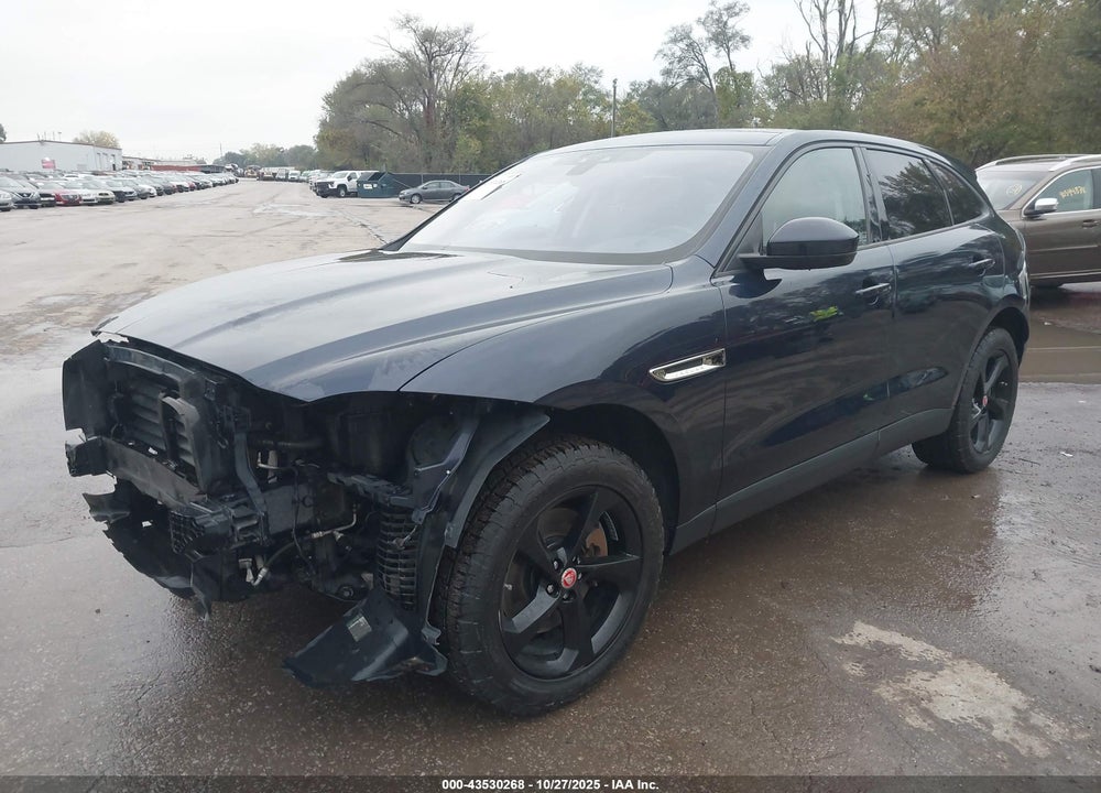 2017 JAGUAR F-PACE VIN: SADCJ2BV9HA095585