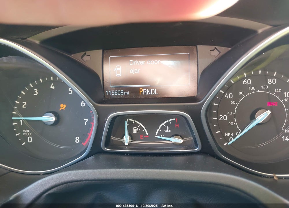 2015 FORD FOCUS SE VIN: 1FADP3K22FL343631