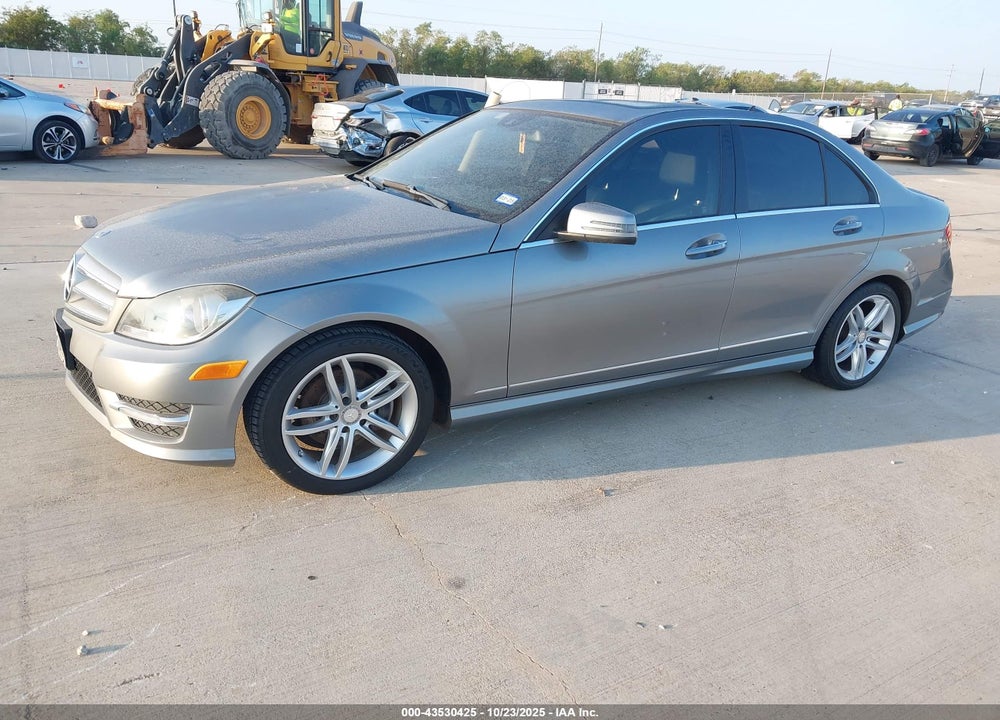 2013 MERCEDES-BENZ C 250 SPORT VIN: WDDGF4HB6DA846519