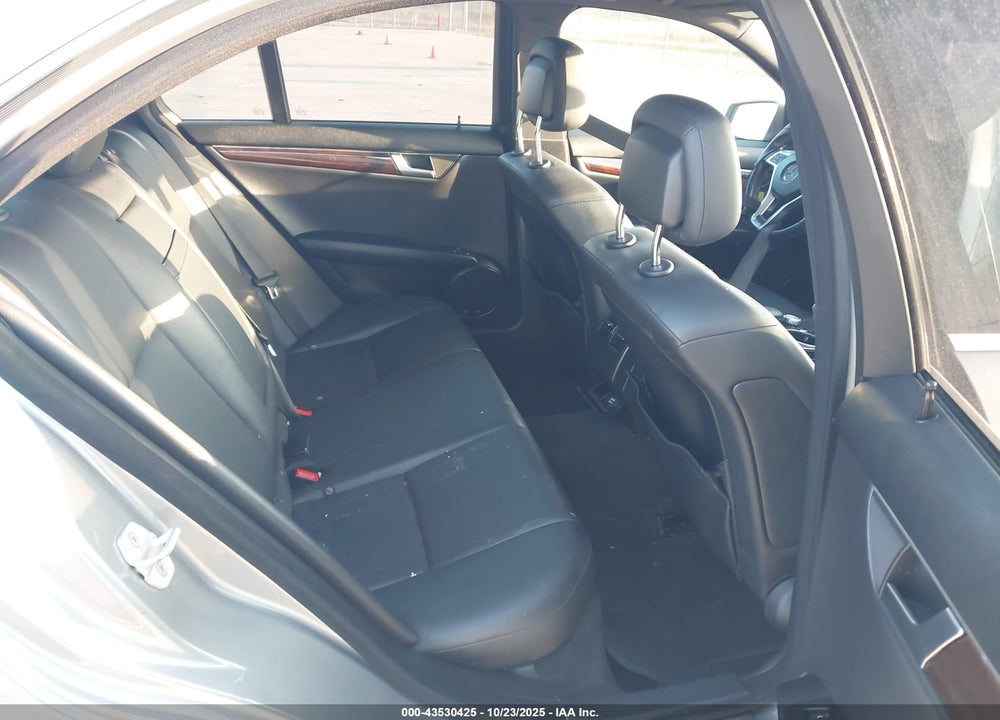 2013 MERCEDES-BENZ C 250 SPORT VIN: WDDGF4HB6DA846519