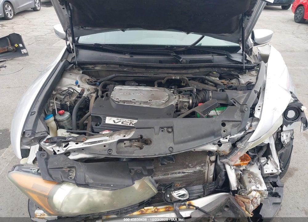 2008 HONDA ACCORD VIN: 1HGCP36748A009712