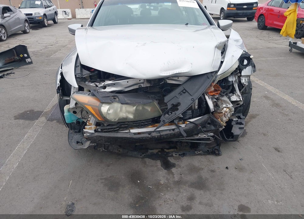 2008 HONDA ACCORD VIN: 1HGCP36748A009712