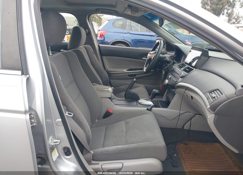 2008 HONDA ACCORD VIN: 1HGCP36748A009712