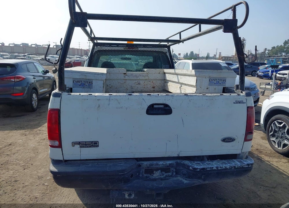 2000 FORD F-250 VIN: 1FTNX20F8YEC33110