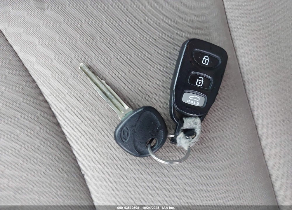 2014 HYUNDAI ELANTRA SE VIN: KMHDH4AEXEU033899