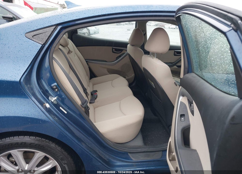 2014 HYUNDAI ELANTRA SE VIN: KMHDH4AEXEU033899