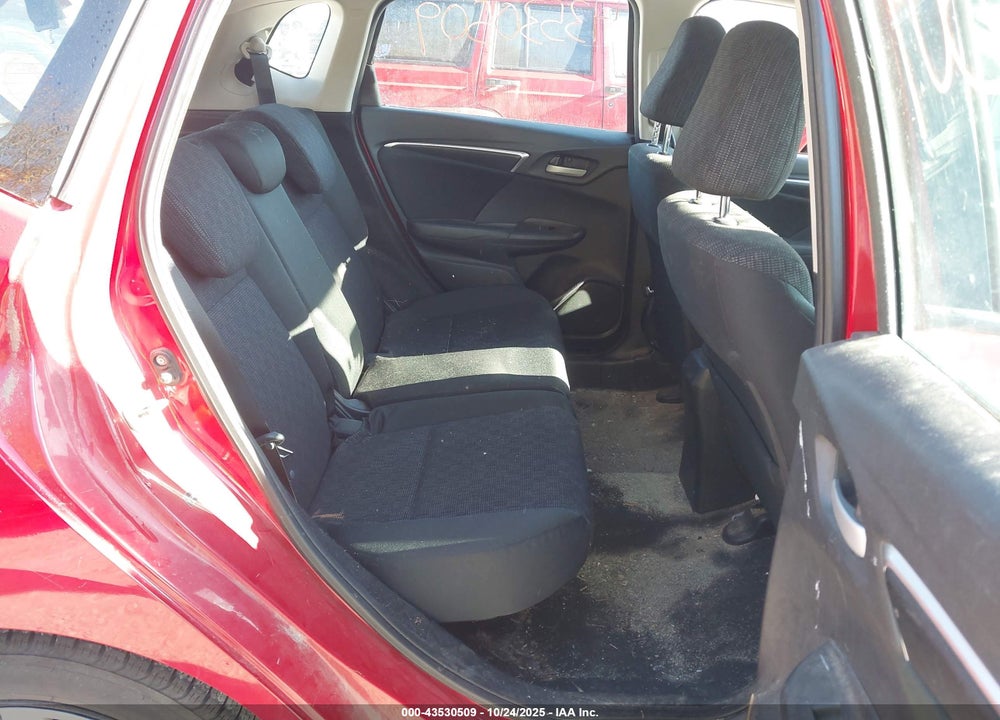 2015 HONDA FIT LX VIN: 3HGGK5H55FM744643