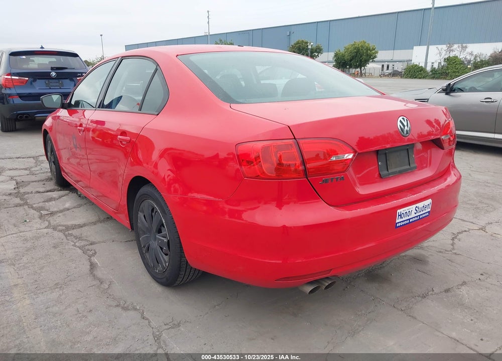 2012 VOLKSWAGEN JETTA 2.0L S VIN: 3VW2K7AJ2CM382498