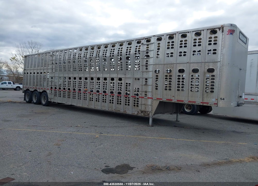 2018 WILSON TRAILER CO LIVESTOCK TRAILER VIN: 1W16533S5J5554509