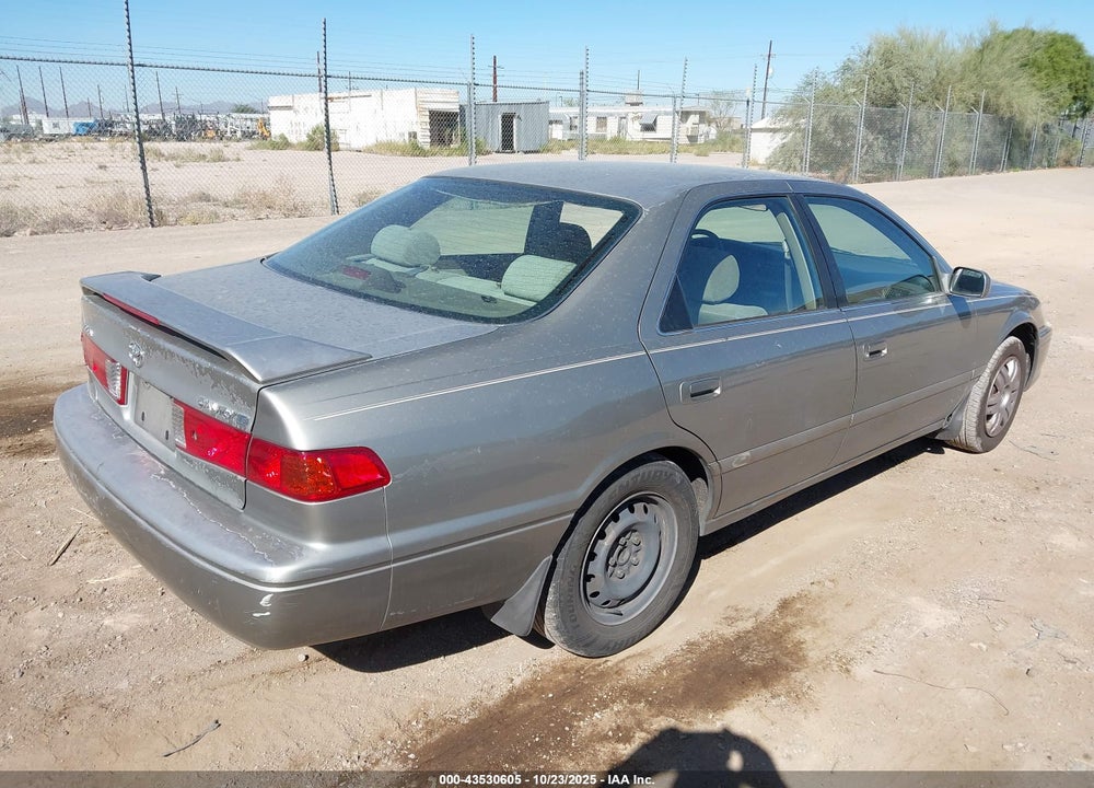 2001 TOYOTA CAMRY LE VIN: JT2BG22K210535291