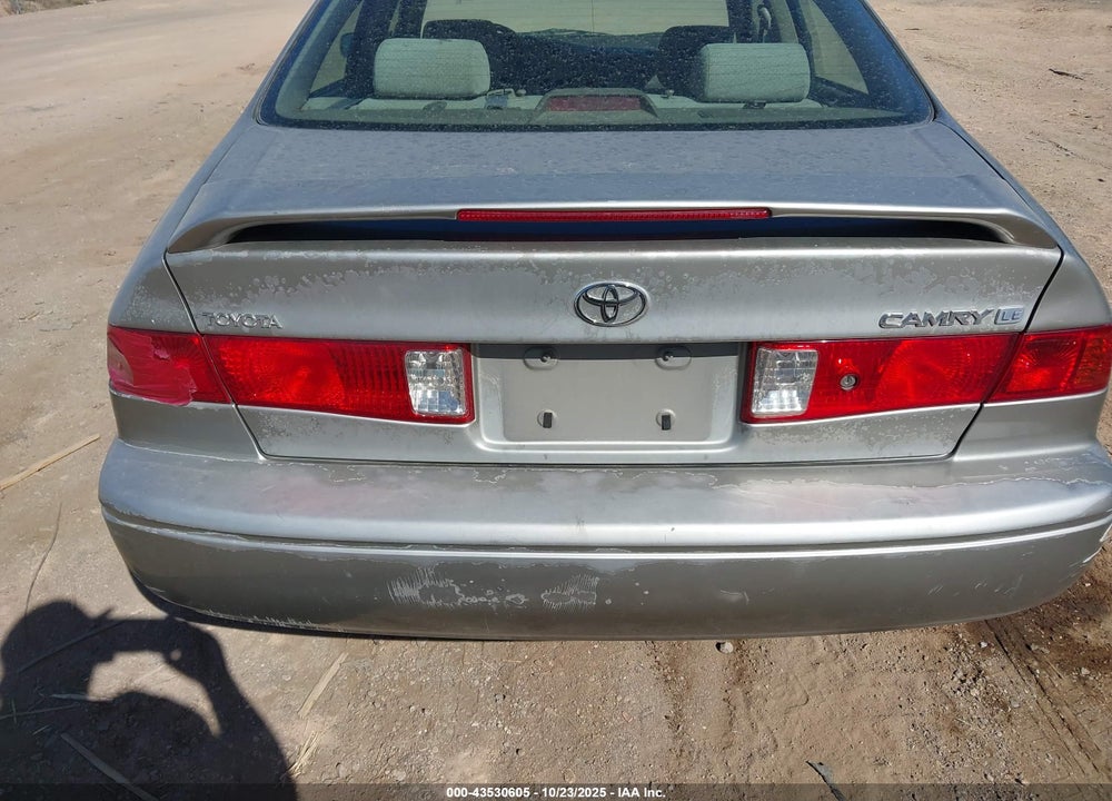 2001 TOYOTA CAMRY LE VIN: JT2BG22K210535291