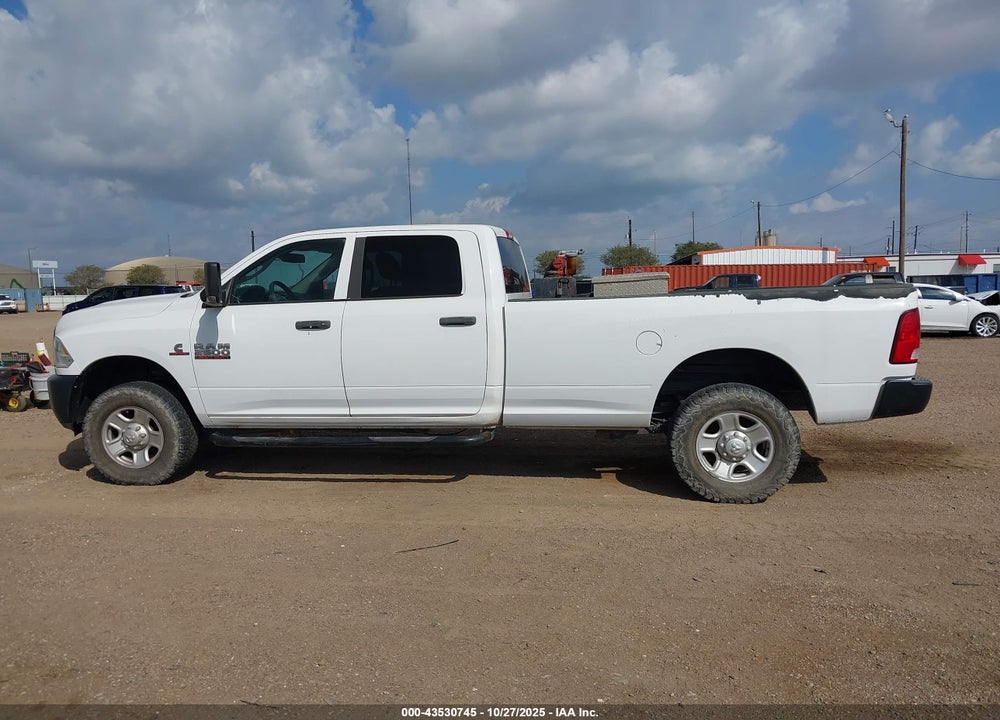 2018 RAM 2500 TRADESMAN 4X4 8' BOX VIN: 3C6UR5HL2JG288174