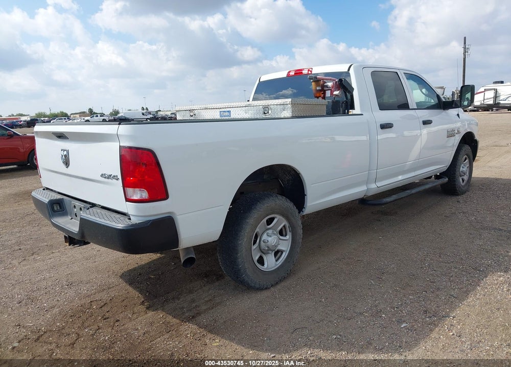 2018 RAM 2500 TRADESMAN 4X4 8' BOX VIN: 3C6UR5HL2JG288174