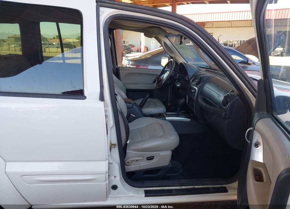 2004 JEEP LIBERTY LIMITED EDITION VIN: 1J4GL58K44W195087