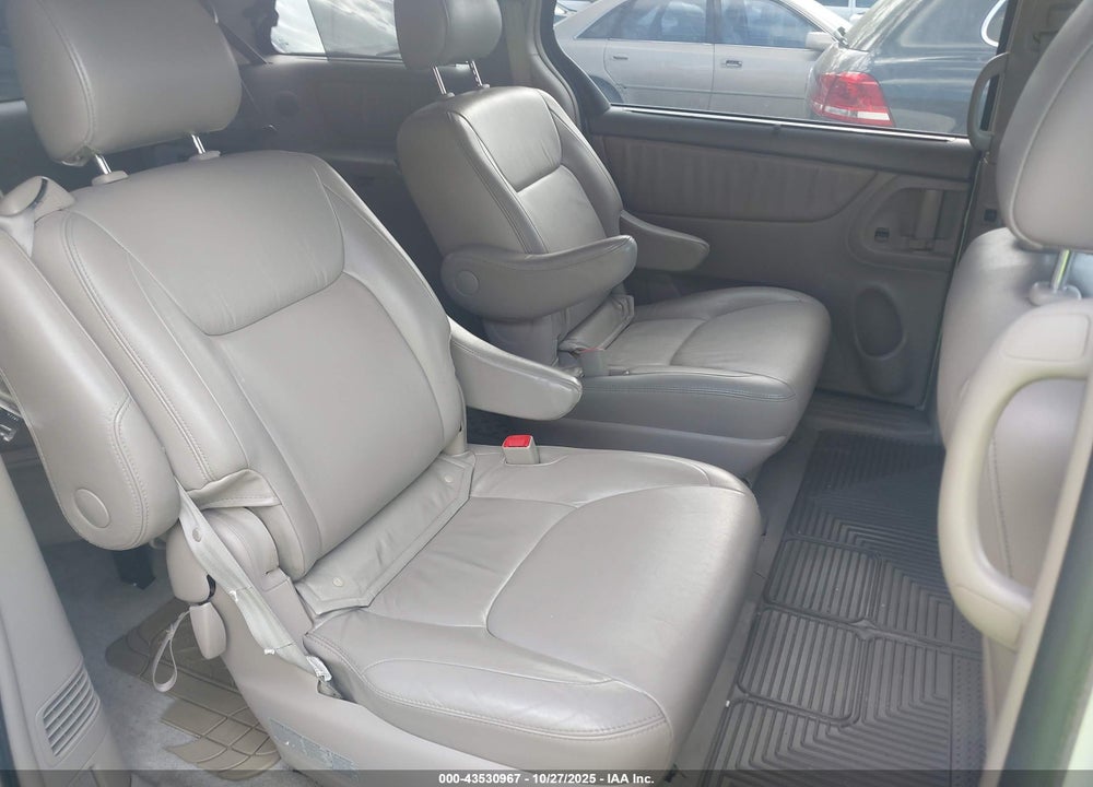 2006 TOYOTA SIENNA VIN: 5TDBA22C16S058925