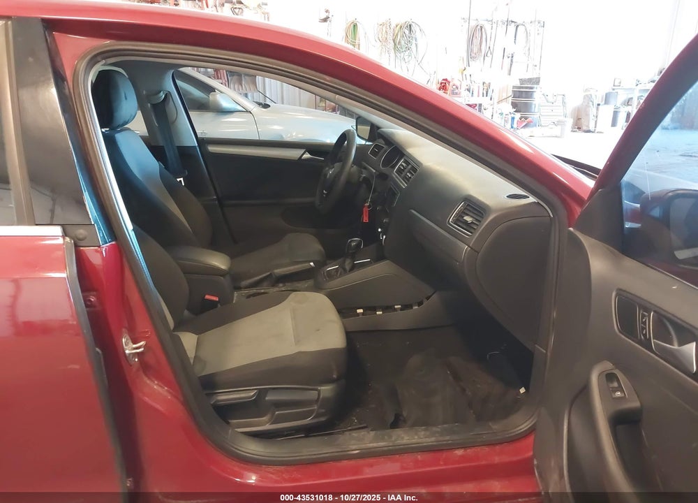 2017 VOLKSWAGEN JETTA 1.4T S VIN: 3VW2B7AJ7HM409105