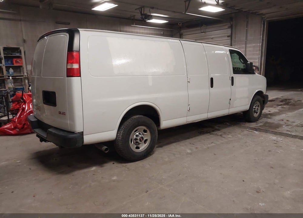 2018 GMC SAVANA 3500 VIN: 1GTZ7HFG0J1226542