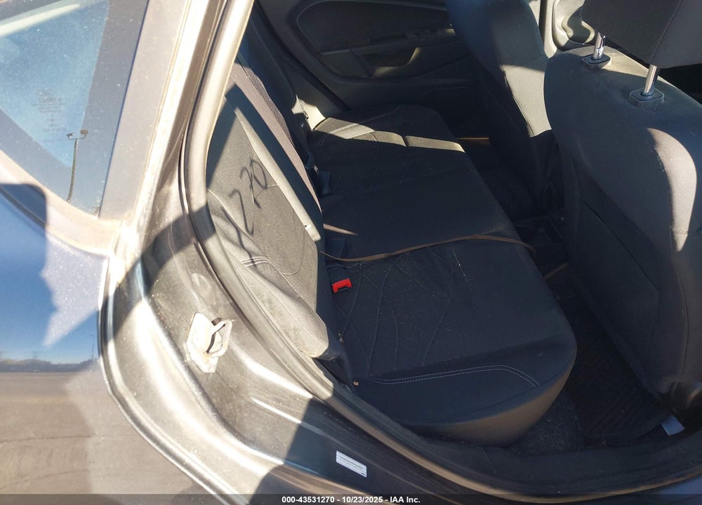 2015 FORD FIESTA VIN: 3FADP4EJ9FM120851