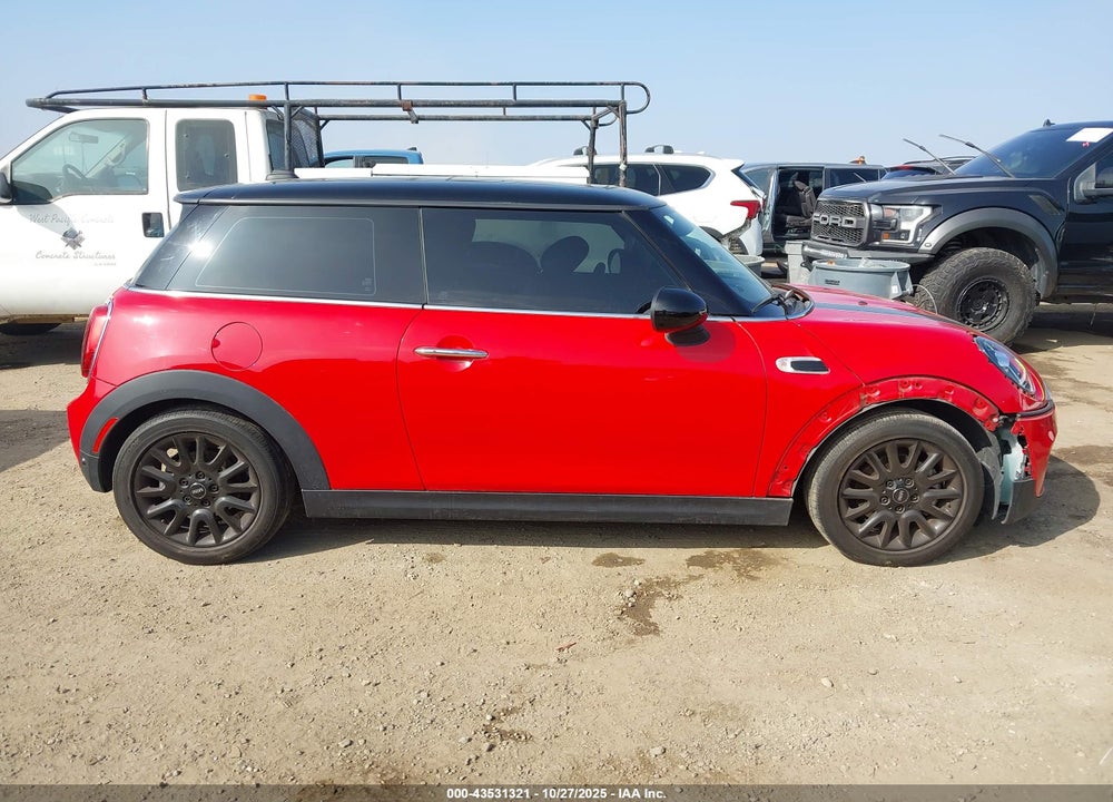 2019 MINI HARDTOP COOPER VIN: WMWXP5C5XK2H95709