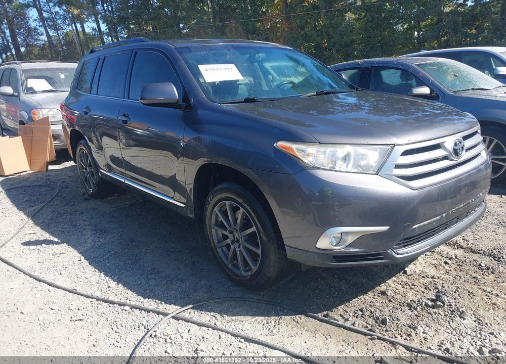 2012 TOYOTA HIGHLANDER SE V6 VIN: 5TDBK3EH2CS126235
