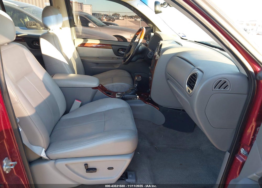 2008 GMC ENVOY DENALI VIN: 1GKES63M982186028